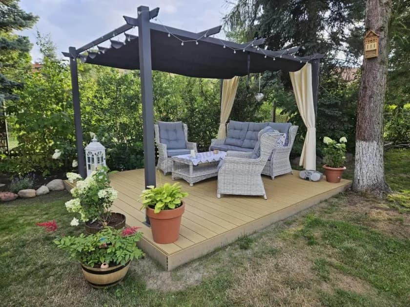 Najlepszy materiał na altanę? Pełne porównanie i porady